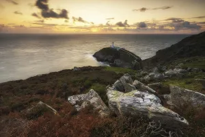 South Stack Lighthouse Stampe: Sunset at South Stack Lighthouse