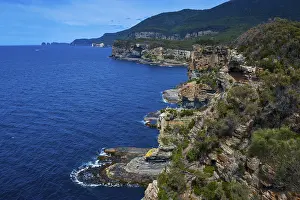 Eroded Rock Formations Australia Stampe: Tasman Arch and Devil's Kitchen