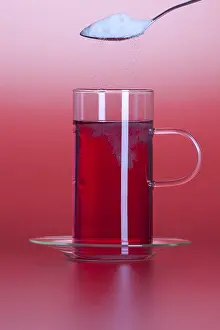 Red Coloured Rose Hip Stampe: Tea