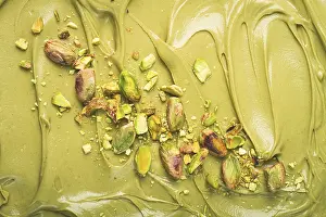 Close Up Pistachios Stampe: The texture of pistachio paste