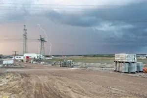 Gloomy Weather Forecast Stampe: Thunderstorm cell with lightning
