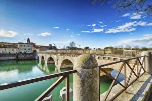 Rimini Stampe: 'Ponte di Tiberio a Rimini, uno dei più solidi edifici architettonici costruiti dai Romani'