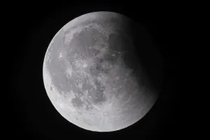 Total Lunar Eclipse Germany Stampe: After a total lunar eclipse