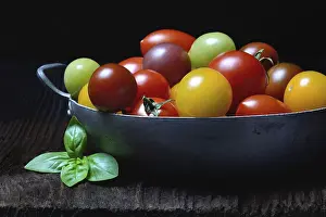 European Vegetables Stampe: Various cherry tomatoes in shell, Germany