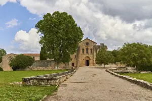 Religious Building Construction Stampe: View of the monastery complex of the Abbaye de Silvacane