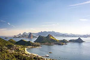 Tropical Urban Environment Stampe: View from the top of the mountains