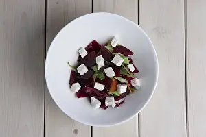 Beetroot Salad Stampe: Top view of salad with beetroot