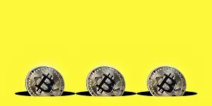 Cryptocurrency Symbol Stampe: Virtual cryptocurrency, concept