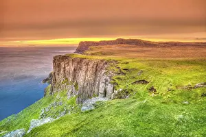 Isola Di Skye Stampe: Waterstein Head, camminare lungo la drammatica costa.