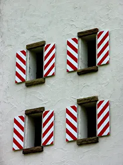 Uninhabited Buildings Stampe: Windows, hatches