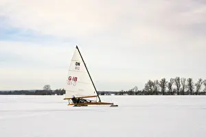 Lower Saxony Germany Winter Scene Stampe: Winter at Dummer See with