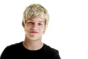 Caucasian Male Model Stampe: Young man looking into camera