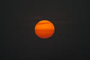 Grey Sky Europe Stampe: Close up of sun