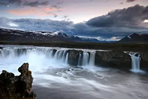 Europe Waterfalls Stampe: Godafoss
