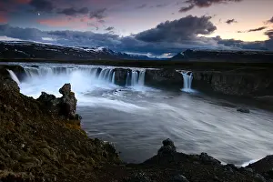 Icelandic Landscape Photos Stampe: Godafoss