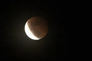 Stampa con cornice : Eclissi lunare. Stampa con cornice : Eclissi lunare.